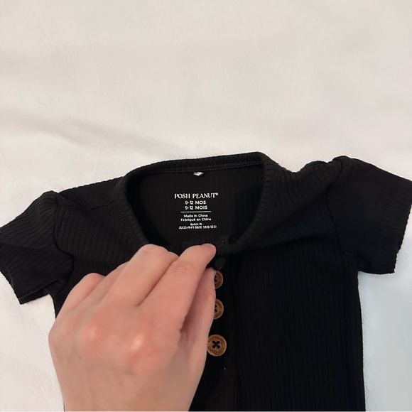 Posh Peanut Baby Ribbed Romper - Picture 4 of 7